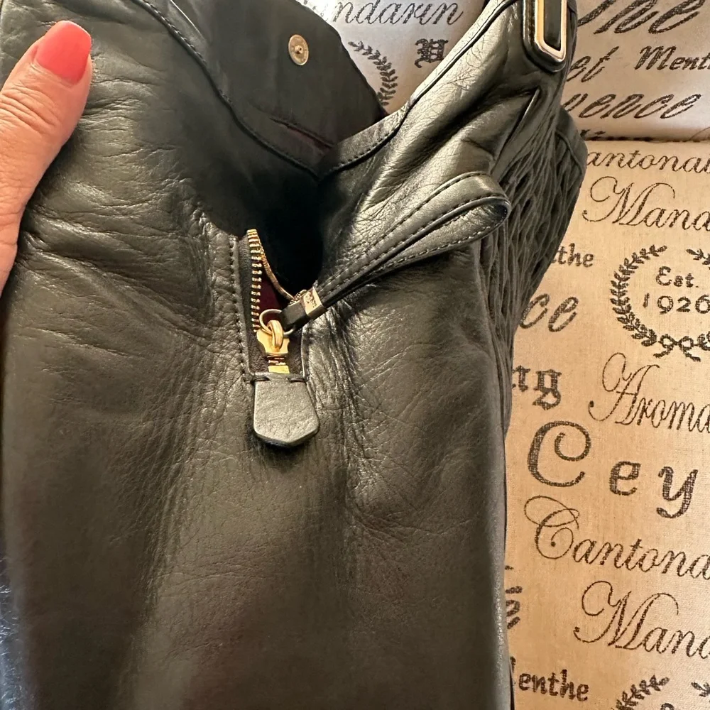 Coach 25260 Madison Phoebe Gathered Twist Leather shoulder bag - Picture 3 of 10